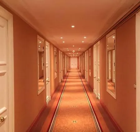 Апартаменты Miramar Delux *